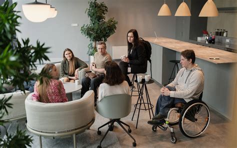 Įvairių negalių turinčių žmonių įtrauktis