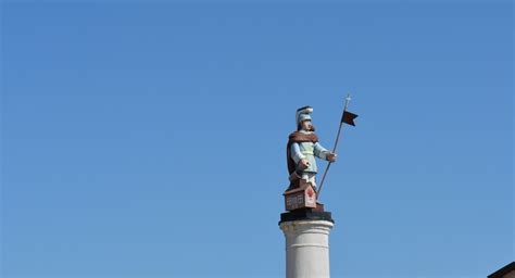 Šv. Florijono skulptūra Virbalyje