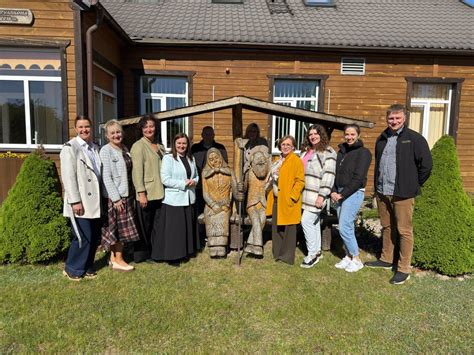 Apsilankymas globos namuose