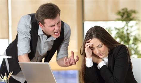 Atsakingas elgesys darbe