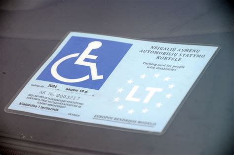 Automobilio parkavimo kortelė neįgaliesiems