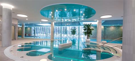 Baseinų ir pirčių kompleksas