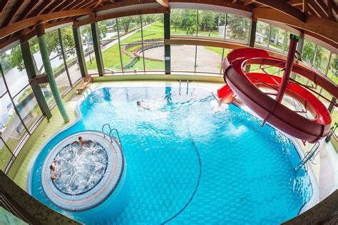 Baseinas Tulpės sanatorijoje Birštone