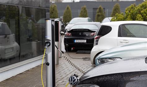 Elektromobilio įkrovimo stotelė