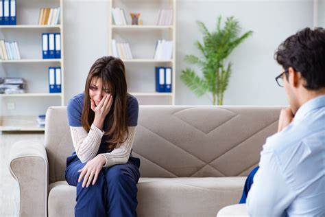 Emocines traumas moterys gydosi ilgus metus