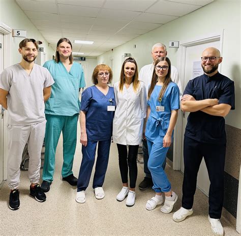 Gydytojų ir slaugytojų komanda