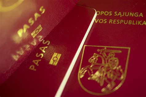 Išduotų pasų ir asmens tapatybės kortelių skaičius