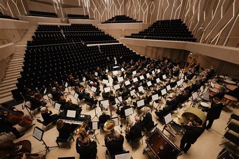 Koncertų salė Lietuvoje