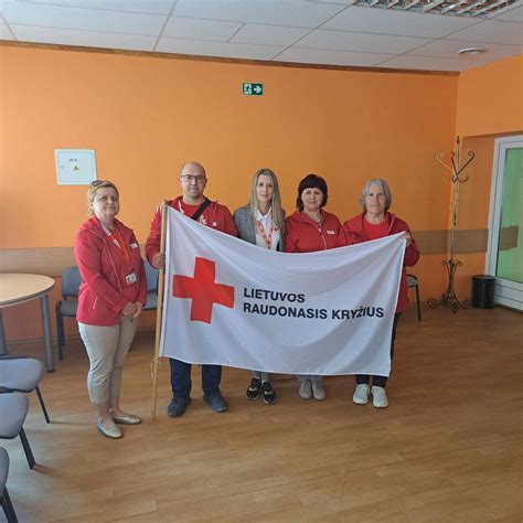 Lietuvos Raudonojo kryžiaus vėliava