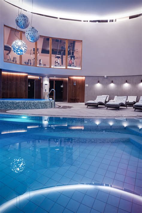 Mineralinio vandens baseinas