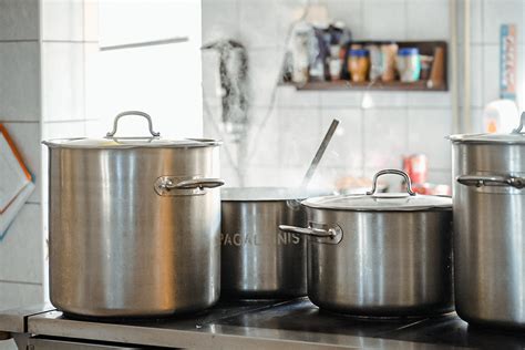 Mityba globos namuose