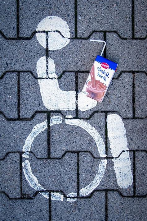 Neįgaliųjų įtraukimas