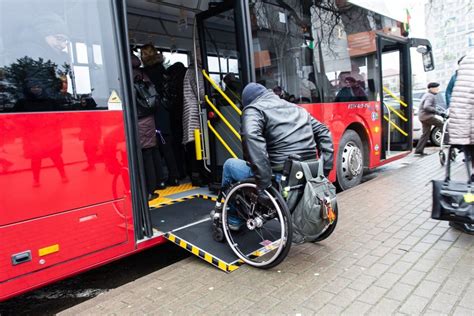 Neįgaliesiems pritaikytas transportas Vilniuje
