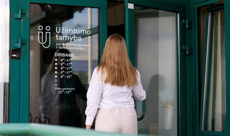 Nedarbas jaunuolių tarpe