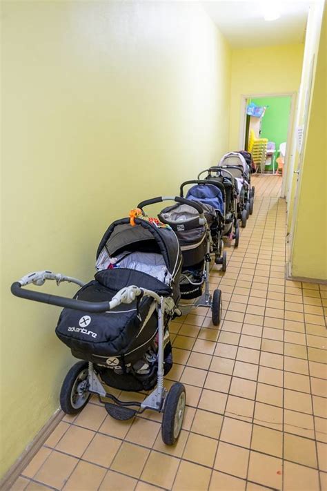 Pagalba motinos ir vaiko globos namuose