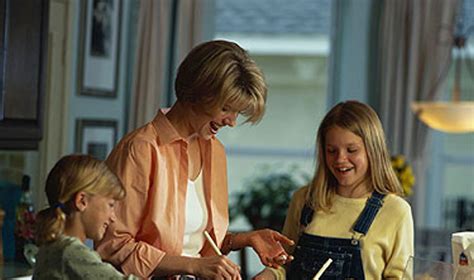 Sausainių gaminimas su vaikais