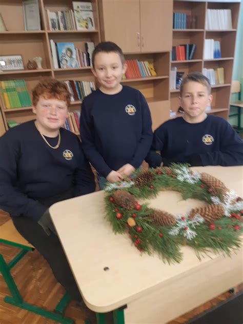 Savanoriai per Kalėdas