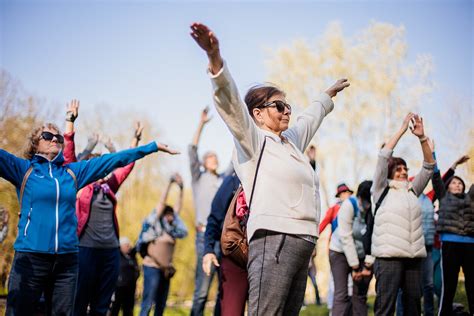 Senjorai mankštinasi