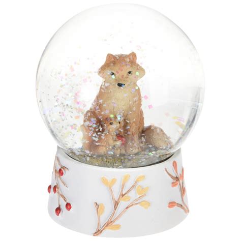 Sniego gaublys su katinėliu