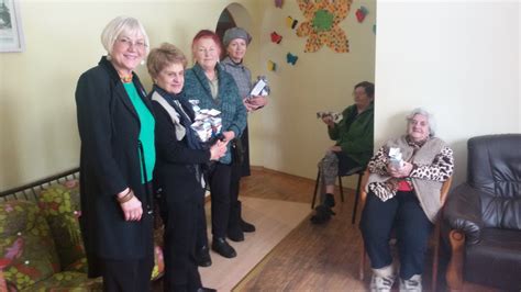 Socialinė veikla globos namuose