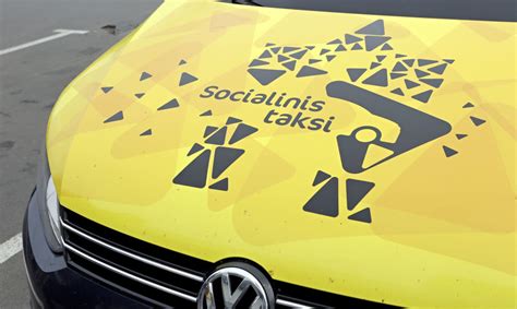 Socialinis taksi automobilis Vilniuje