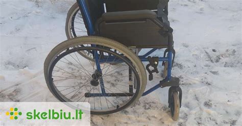 Sulankstomas neįgaliojo vežimėlis