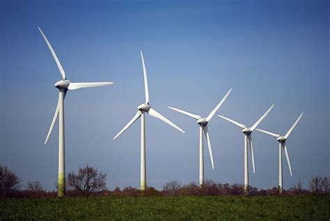 Vėjo jėgainės Pernaravoje