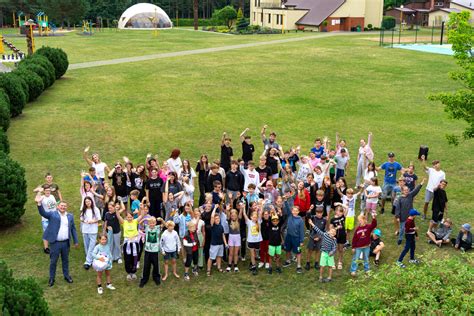 Vaikų bendravimas stovykloje